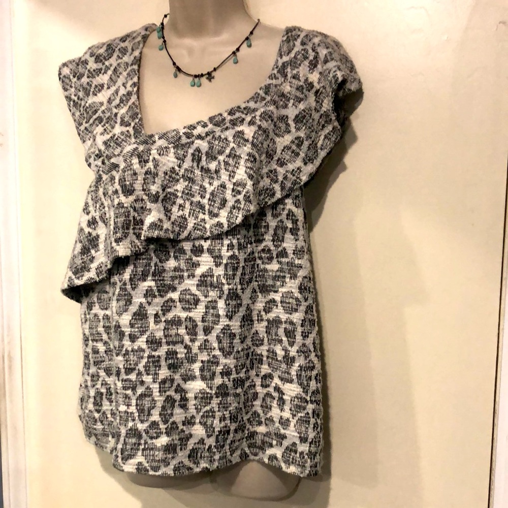 Anthropologie Dolan Savannah grey  ruffled blouse - Picture 9 of 15
